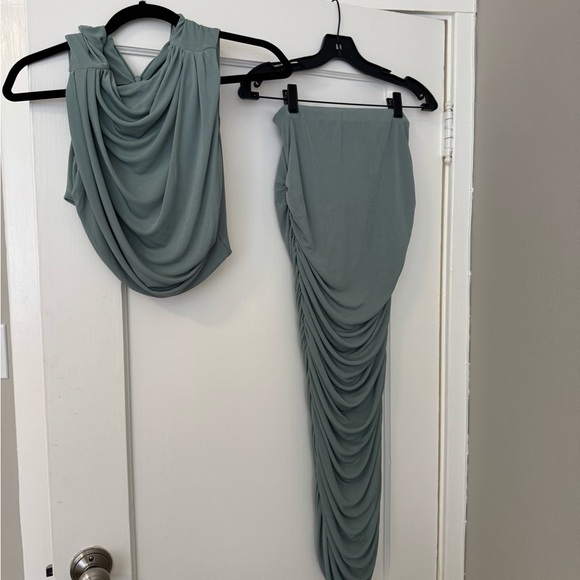 H:ours set - Picture 2 of 3